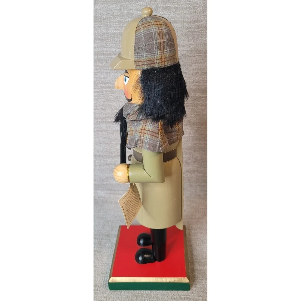 Vintage Target Wood Nutcracker Sherlock Holmes Inspector Limited Edition Nice